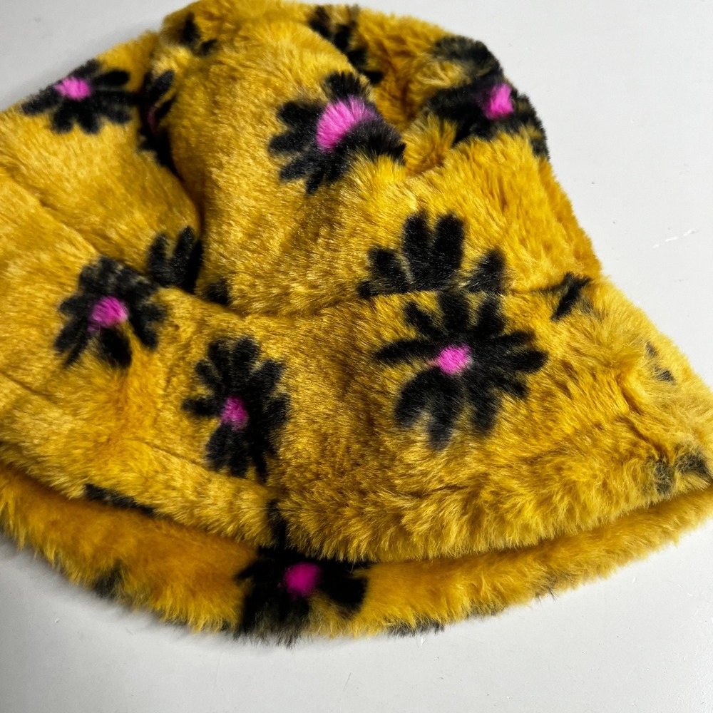 Yellow Faux Fur Daisy Bucket Hat Floral Black Pink Fuzzy Festival Streetwear - Picture 5 of 5
